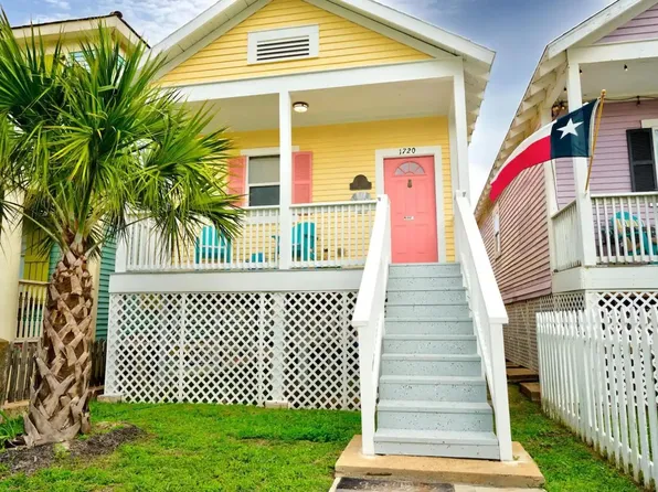 1720 Avenue N 1/2, Galveston, TX 77550