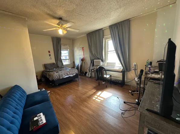 1130 S Hoover St #A, Los Angeles, CA 90006