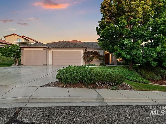 2nd image of 3949 W Quail Ridge Dr
