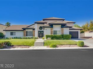 9909 Fox Springs Dr, Las Vegas, NV 89117
