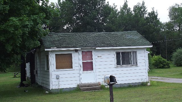 2nd image of 12054 Long Lake Dr NW