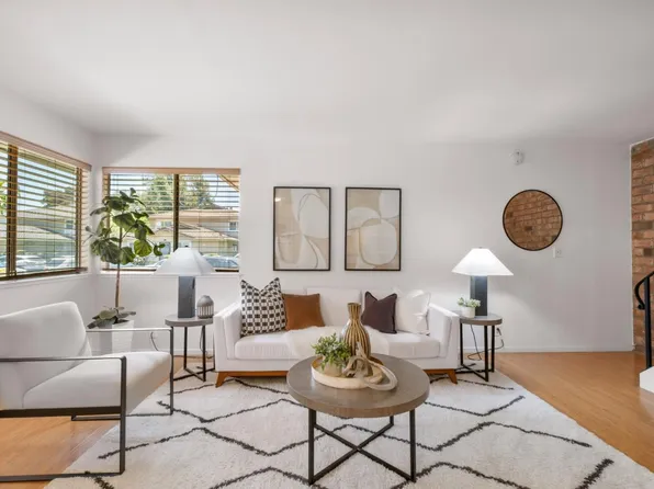 860 Wyman Way APT 2, San Jose, CA 95133