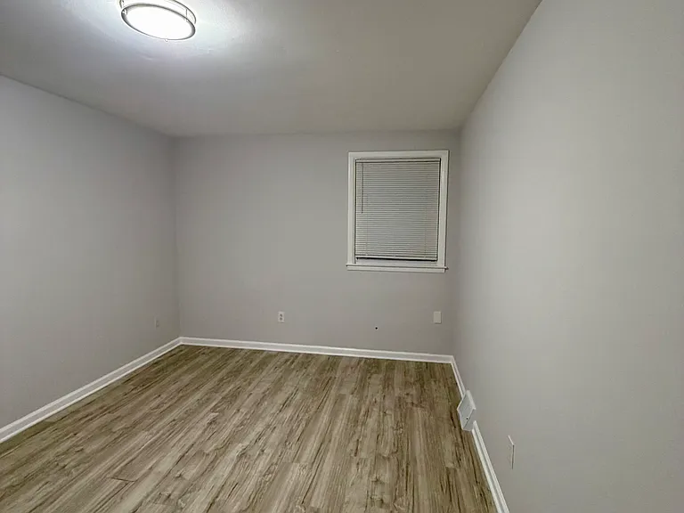 10837 Nandina Ln #B — Photo 18