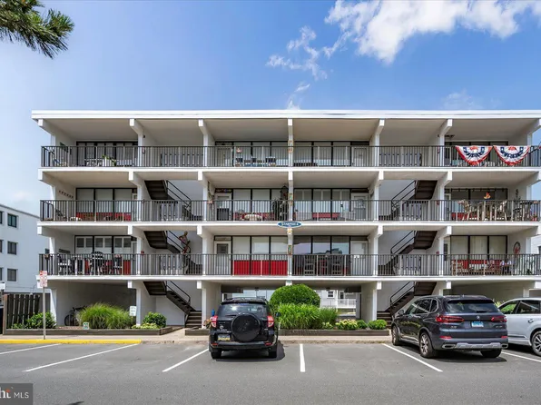 12605 Assawoman Dr Unit 302, Ocean City, MD 21842