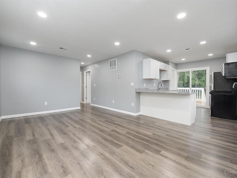 1st image of 4680 Kirby Ave