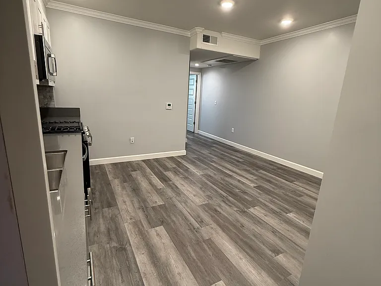 kitchen / living area