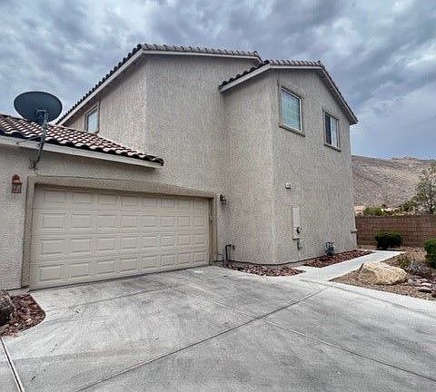 2nd image of 4107 Sparrow Rock St #0