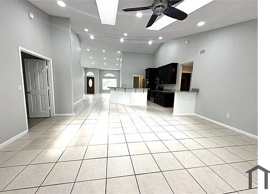 16317 Okeechobee Blvd — Photo 25