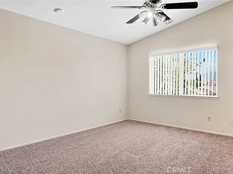 26342 Snowden Ave — Photo 16