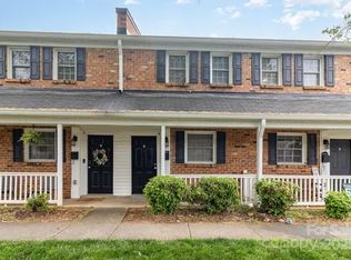 1310 Green Oaks Ln APT H, Charlotte, NC 28205