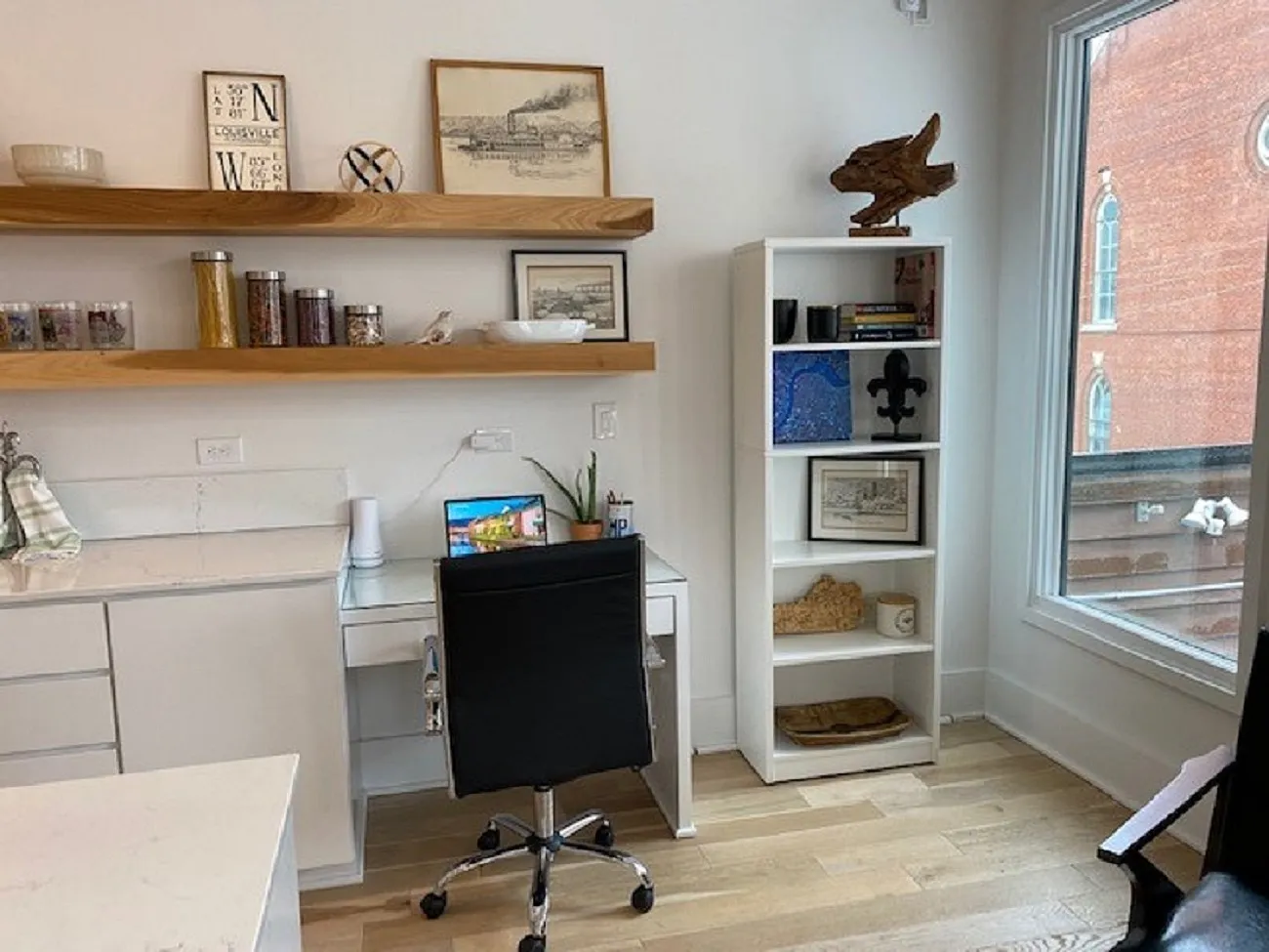 3 bed, 2000 sqft, $3,000 — Photo 4