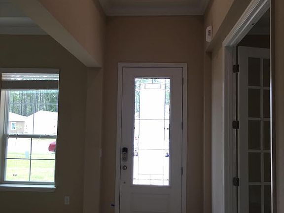 3rd image of 714 Aspen Leaf Dr