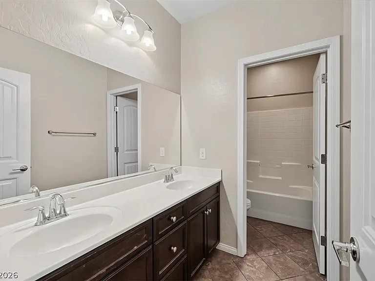10429 Deer Heights St — Photo 17
