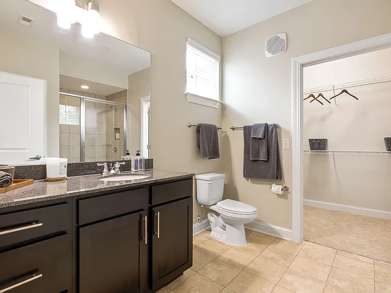 Parkside Place Apartments — Photo 20