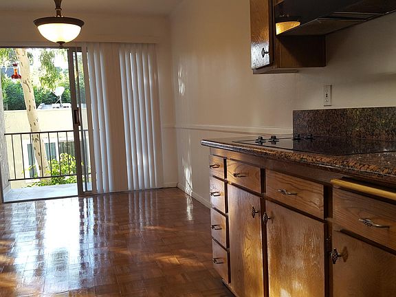5th image of 5870 Green Valley Cir #1000