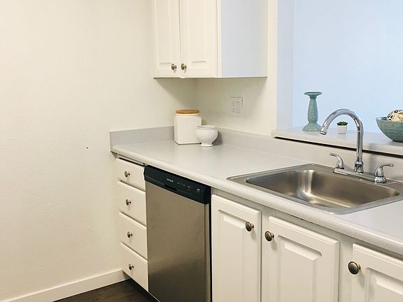 3rd image of 11300 3rd Ave NE #109
