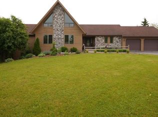 5102 Valley Trl, West Bend, WI 53095