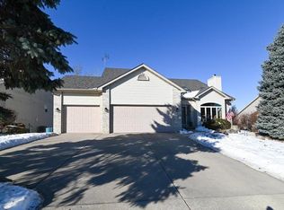 374 N Heatherstone Dr, Sun Prairie, WI 53590