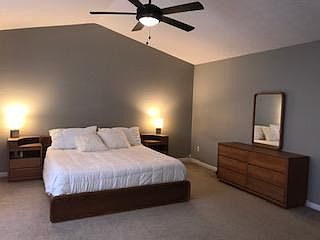 5th image of 75 Oleander Dr