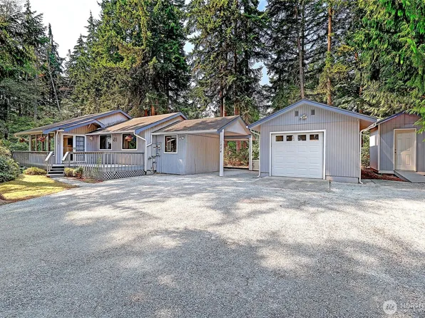 1054 Michael Way, Camano Island, WA 98282