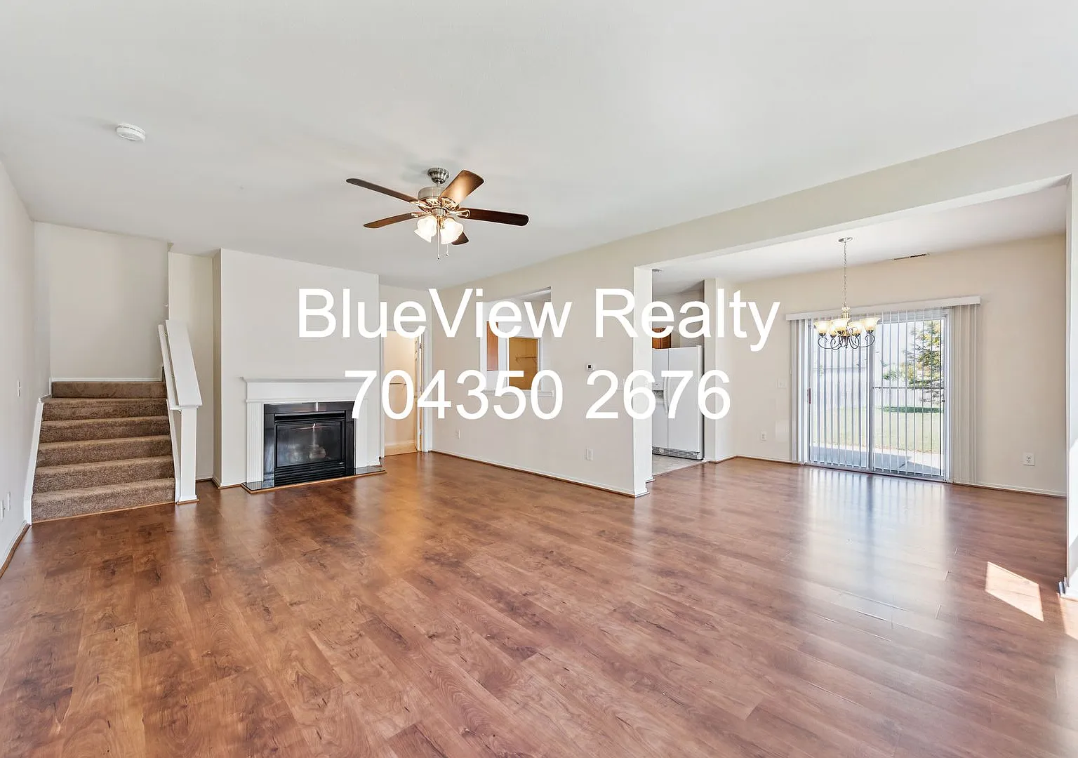 Beautiful 3 bed 2.5 bath with open area — Photo 3