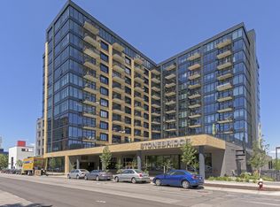 1120 S 2nd St APT 802, Minneapolis, MN 55415