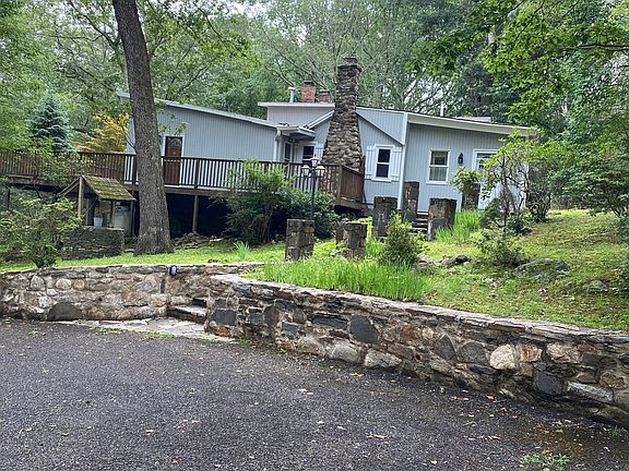 4th image of 134 Delaware Road