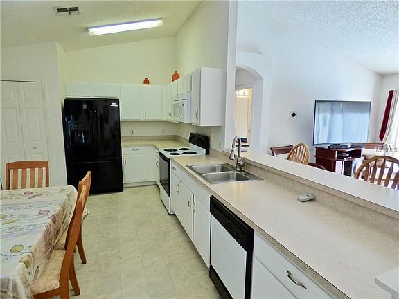 5th image of 5332 Harmony Pl