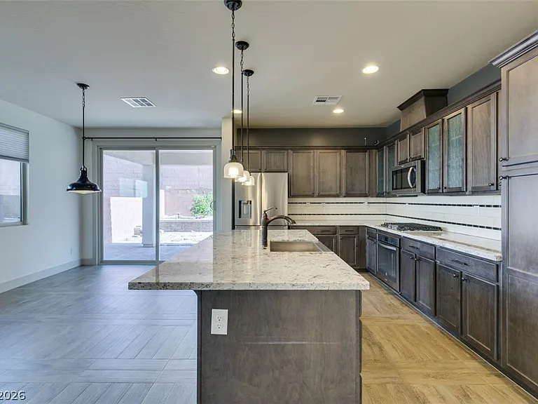 9009 Janice Glen Ave — Photo 15