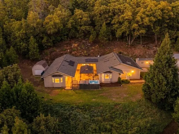 12511 Tabeaud Rd, Pine Grove, CA 95665