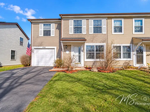1784 McCormick Ln, Hanover Park, IL 60133