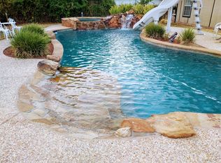 300 N Fordyce St, Blooming Grove, TX 76626