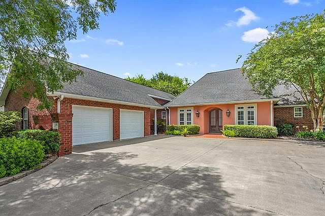 1st image of 1674 Hollow Cove Ln