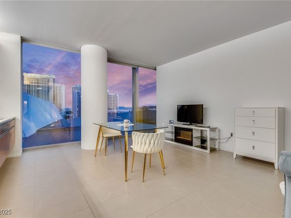 3722 Las Vegas Blvd S UNIT 305, Las Vegas, NV 89158