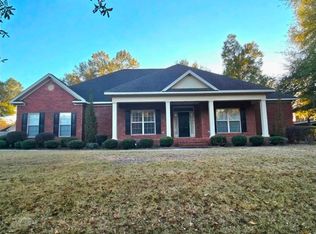 621 Prestwick Dr, Dothan, AL 36305