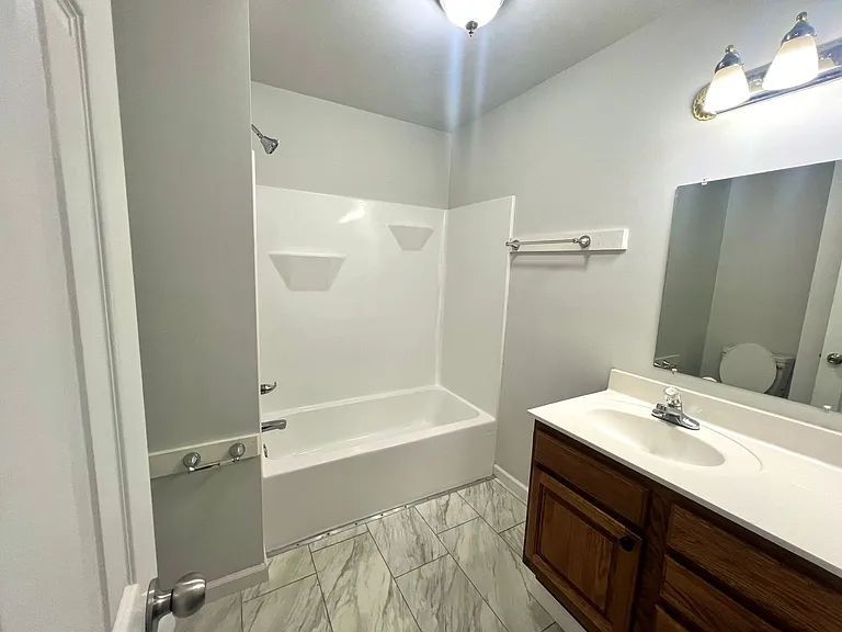 102 Dunn Cir — Photo 7