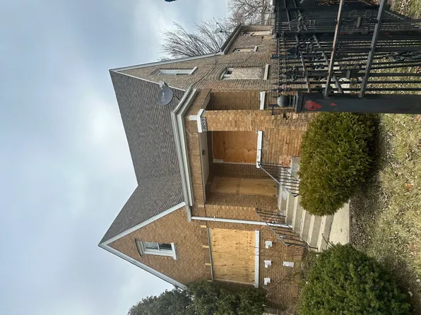 9955 S Princeton Ave, Chicago, IL 60628