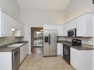 2 Southgrove Ct, Columbia, SC 29212