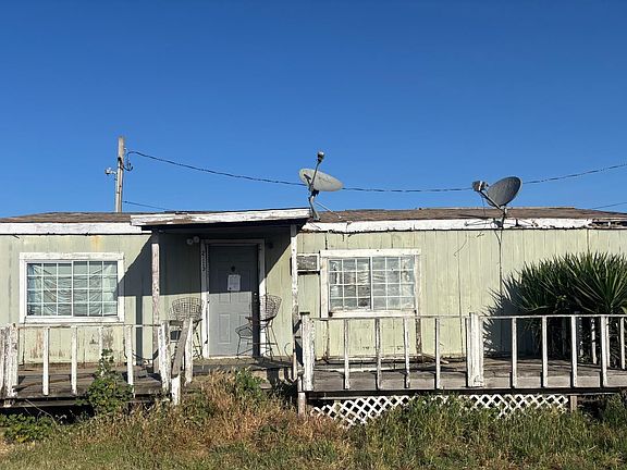 2nd image of 2133 McCullagh Rd