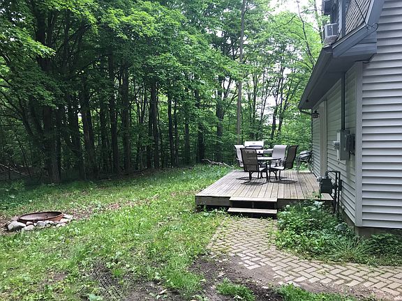 Lower deck and walk