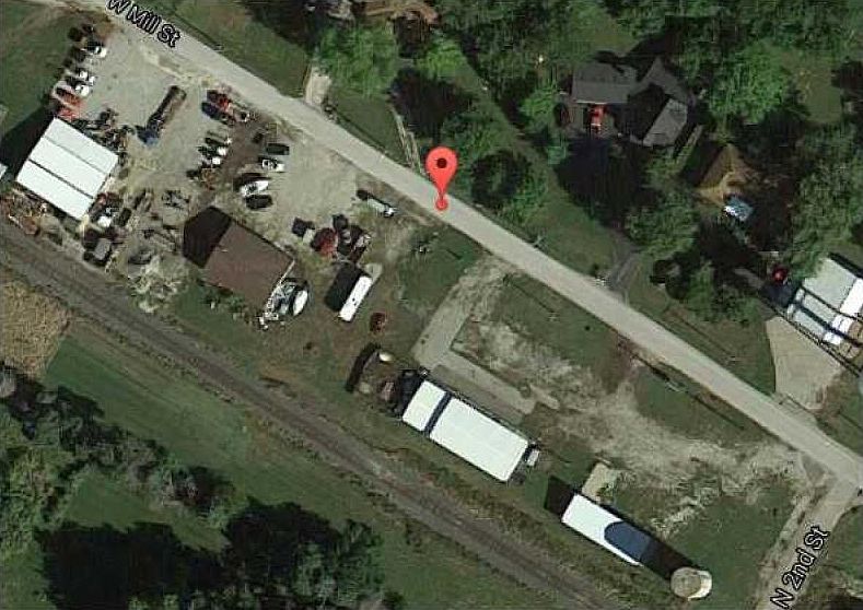 2nd image of 221 W Mill St