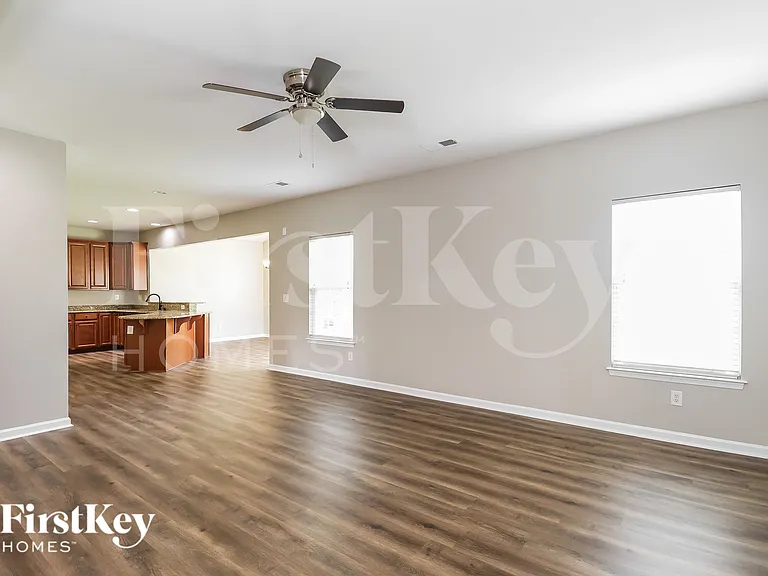 4313 Roundwood Ct — Photo 5