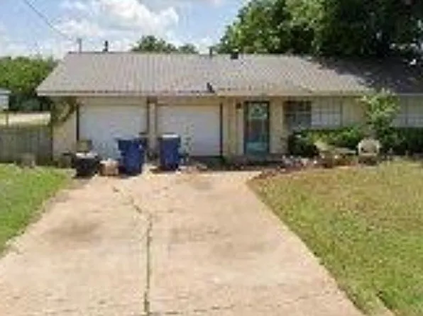 1404 E Chestnut Ave, Duncan, OK 73533