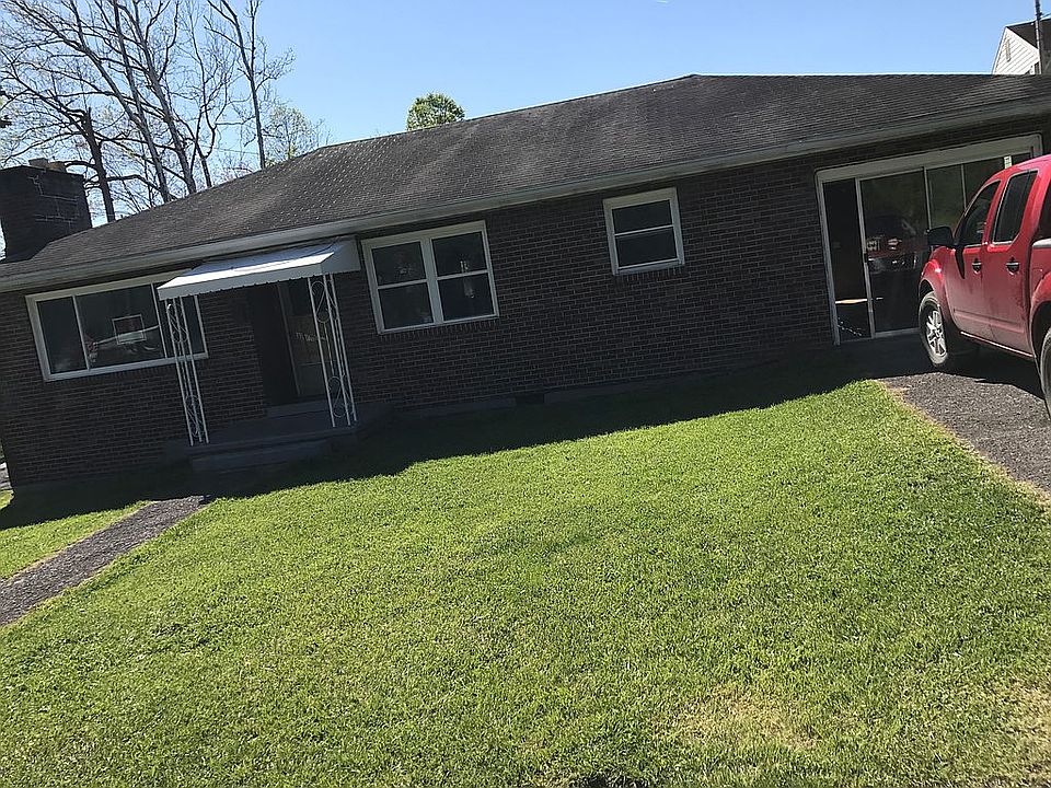 2nd image of 200 Bagwell Ave