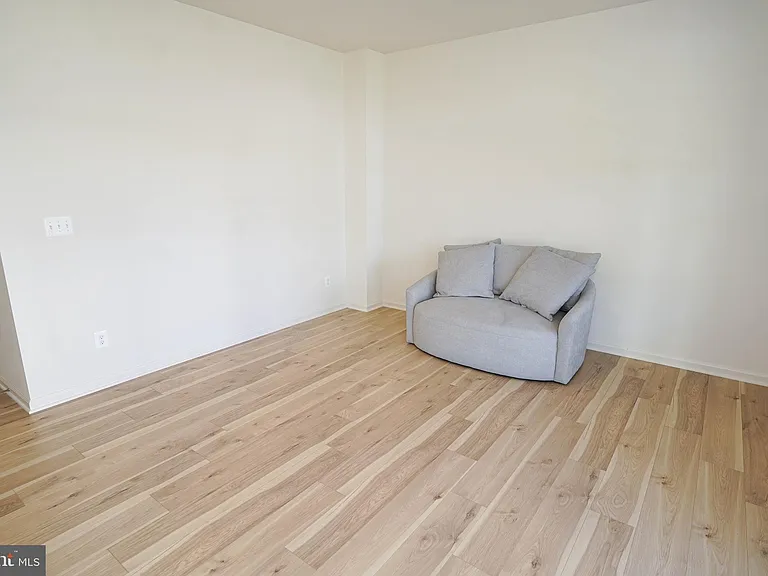 414 Waterfield Ct — Photo 60