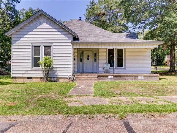 527 N 14th St, Arkadelphia, AR 71923