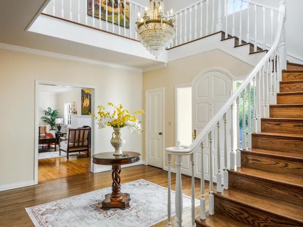 937 Arcady Rd, Santa Barbara, CA 93108