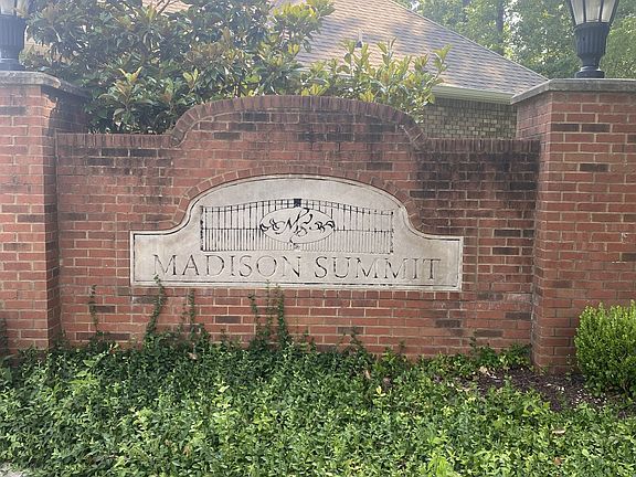 3rd image of 554 Summit View Cir Lot 28