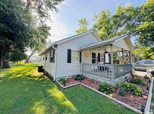 410 S Merritt St, Odin, IL 62870