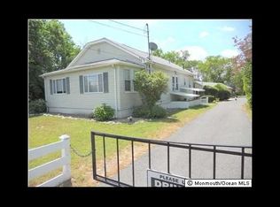 1132 E County Line Rd, Lakewood, NJ 08701